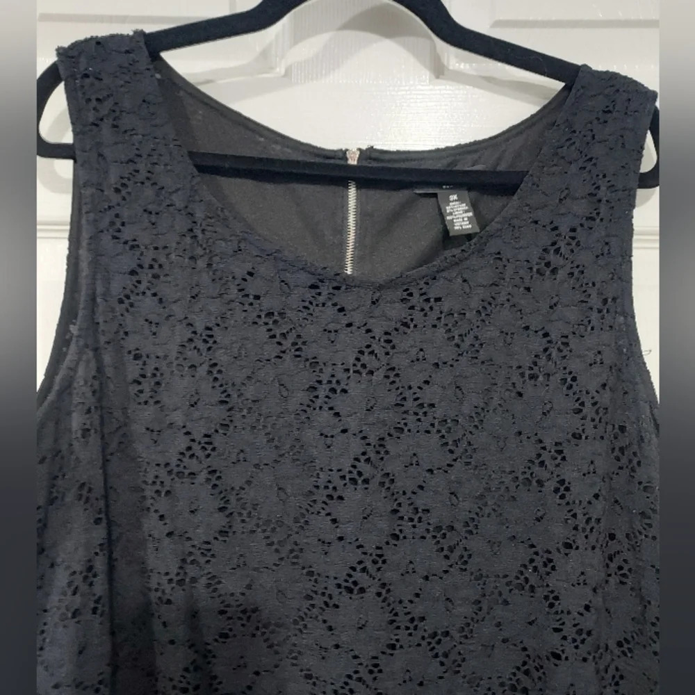 Alfani Woman Black Sleeveless Floral Lace Dress in Size 3X - Picture 3 of 9